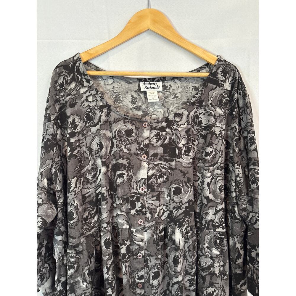 Women’s Anthony Richards Size 3X Grey & Black Floral Midi Dress.